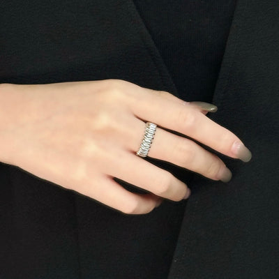 Molten-16 Ripple Band Ring