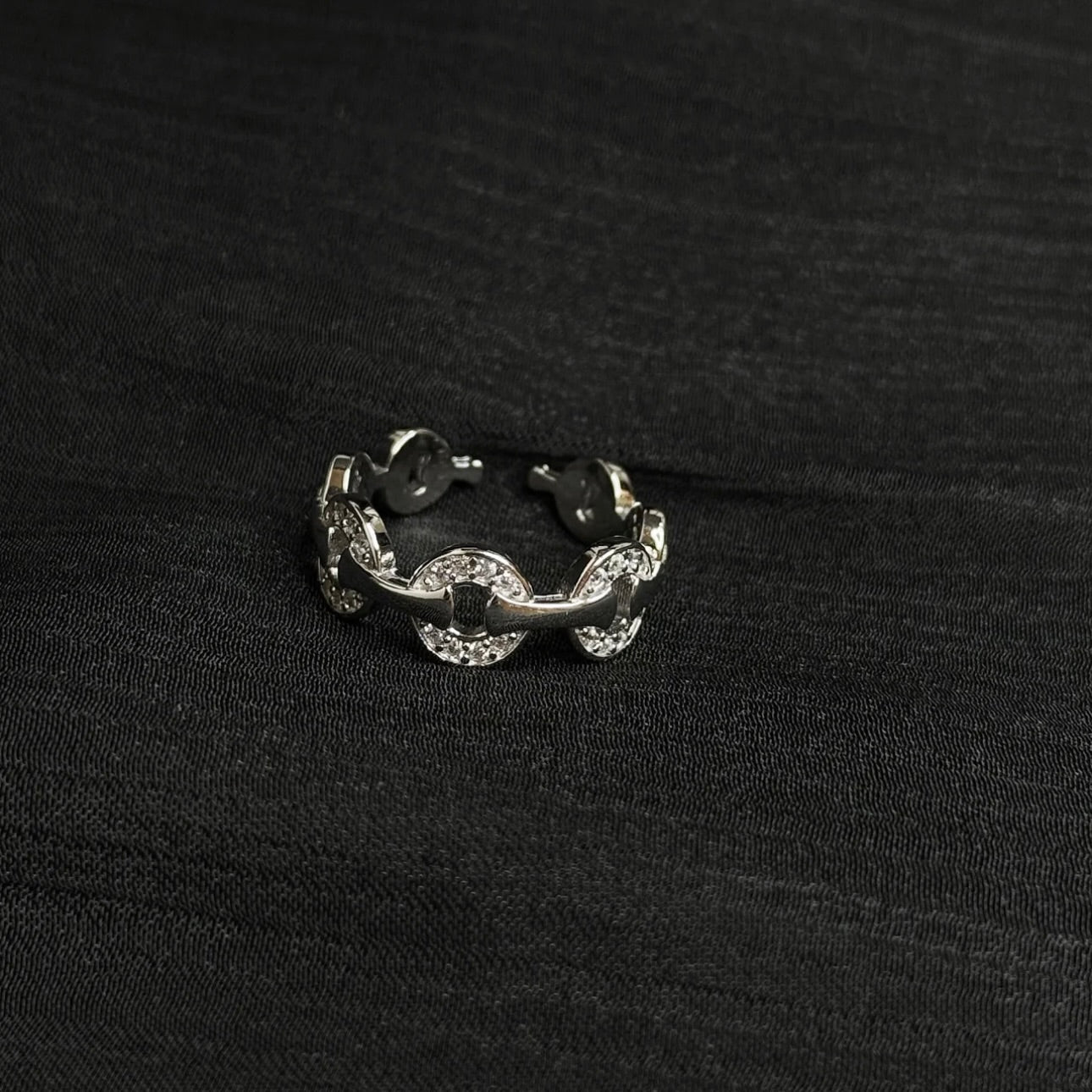 Molten-19 Orbit Link Ring