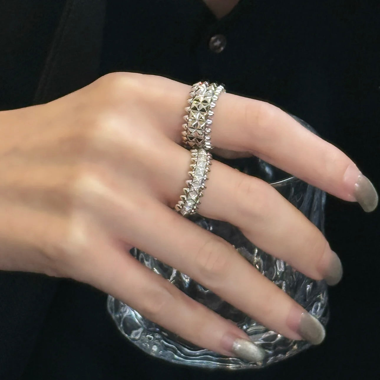 Molten-27 Dual Spike Band