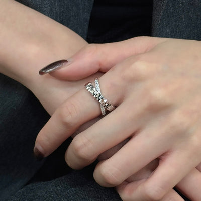 Molten-29 Cross Blade Ring