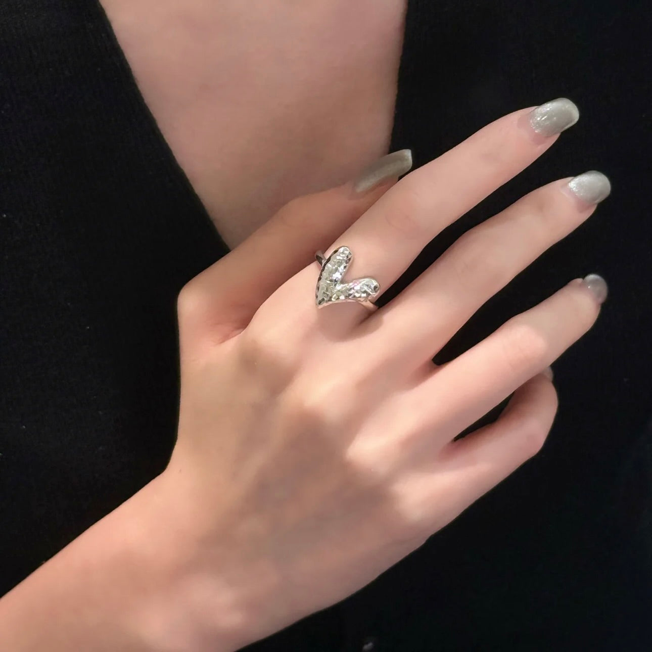 Molten-03 Crater Heart Ring