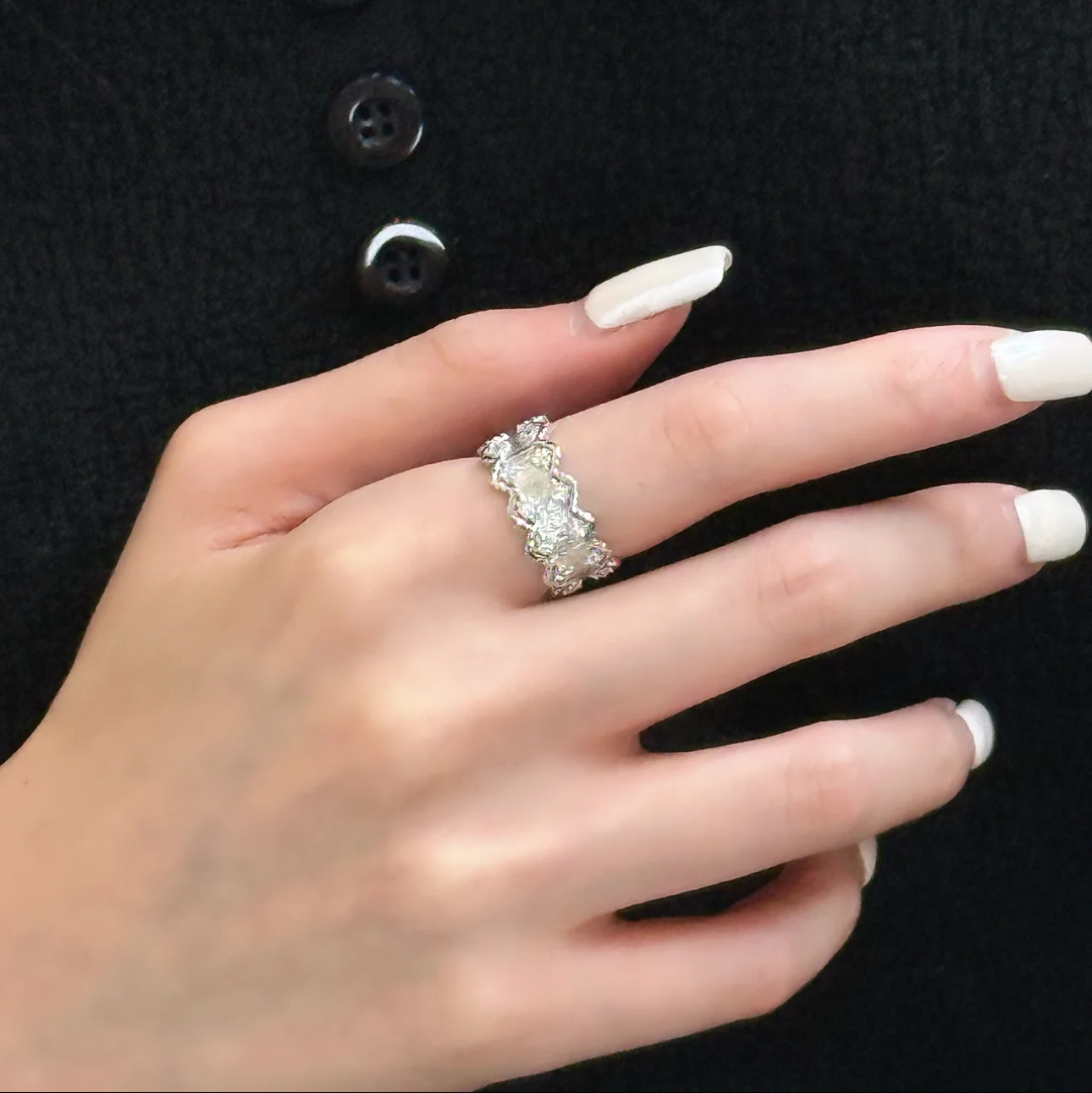 Molten-04 Lattice Shine Band