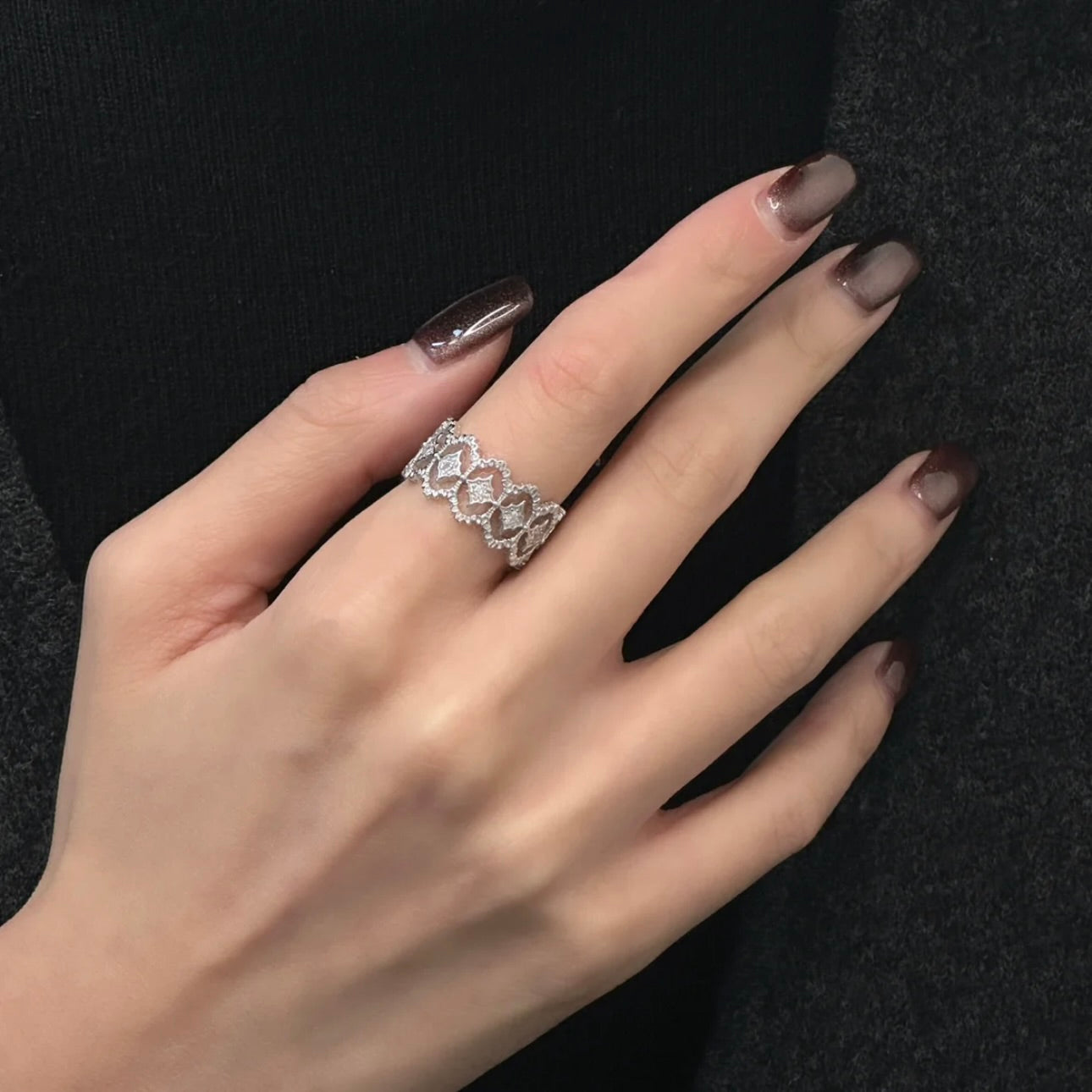 Molten-40 Bloom Frame Ring