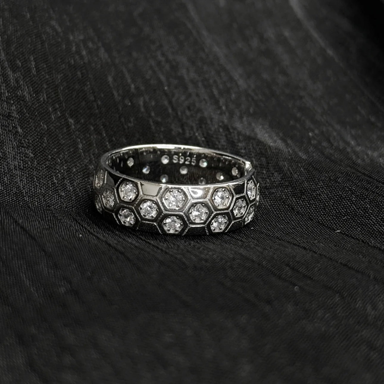 Molten-71 Hexa Radiance Ring